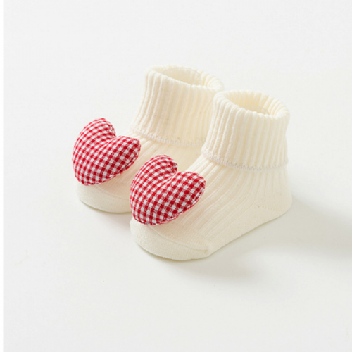 8711_socks_red heart